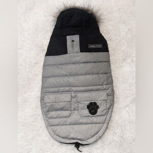 Canada Pooch True North Dog Winter Parka Jacket - Size 20" Fits 33-40 LBS Dogs.